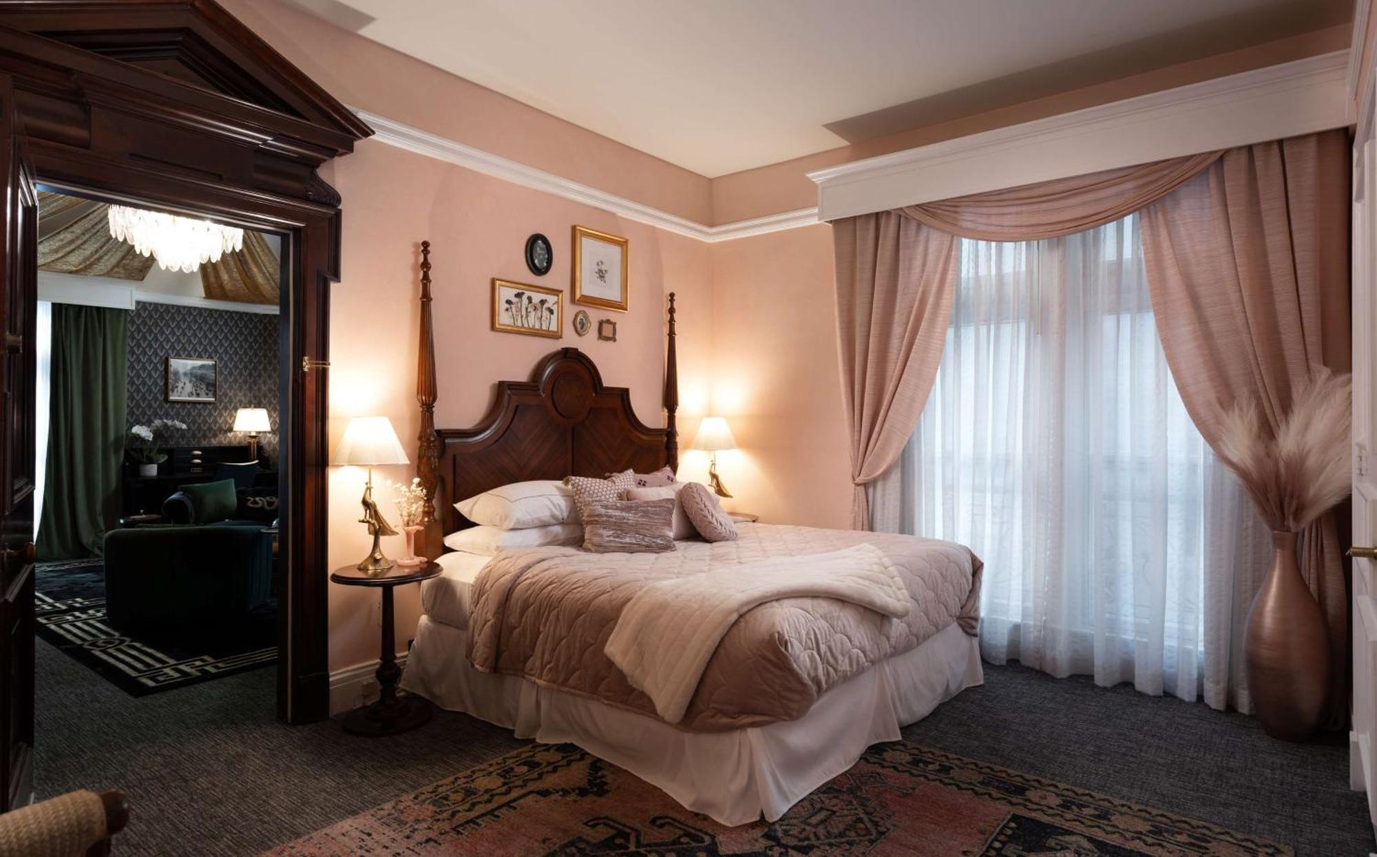 The Seelbach Hilton Луисвилл Экстерьер фото